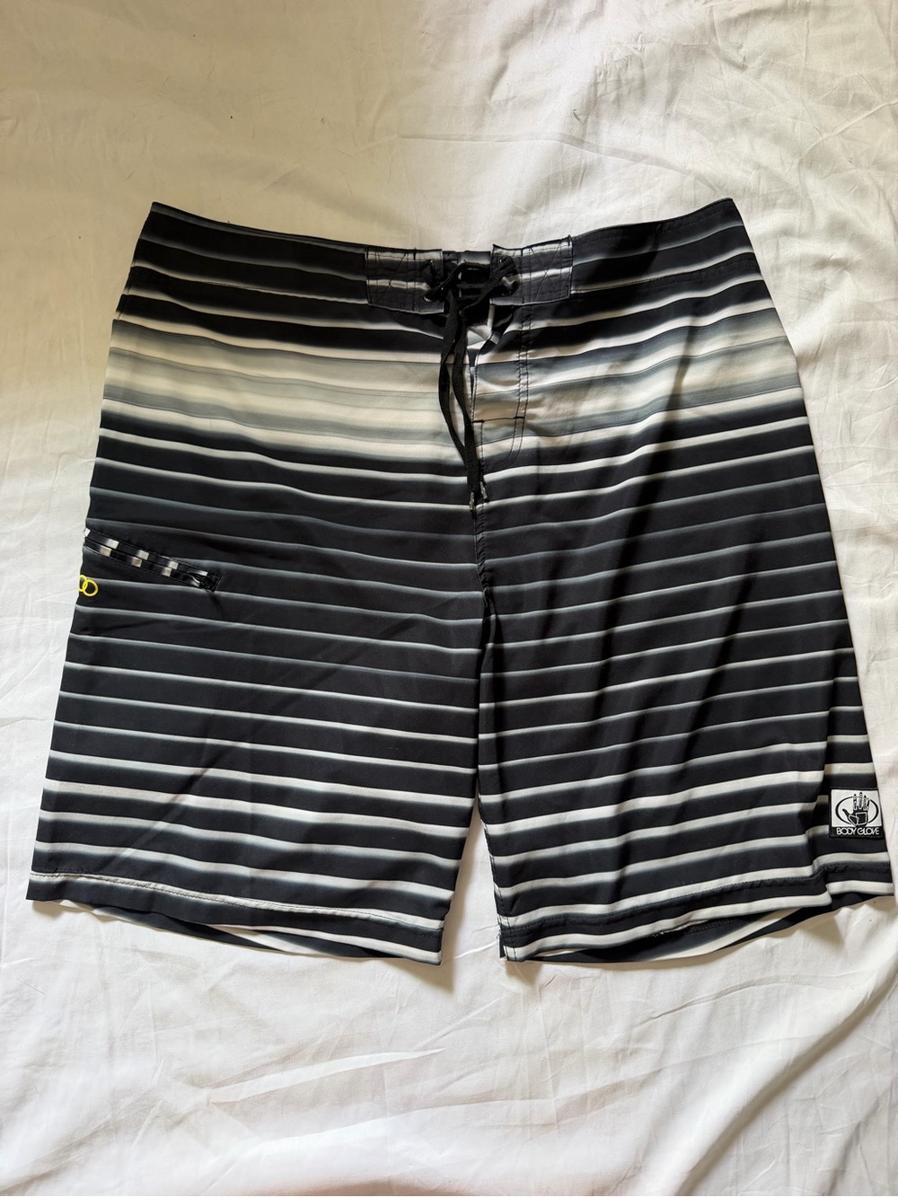Bodyglove Voodoo Boardshorts Gray Black Stripes Mens‎ Size 36